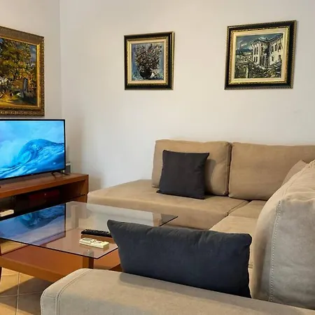 14bspeaceful Downtown Tirana
