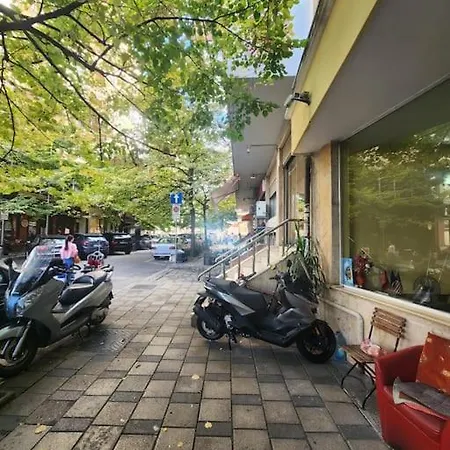 Apartment 14bspeaceful Downtown Tirana