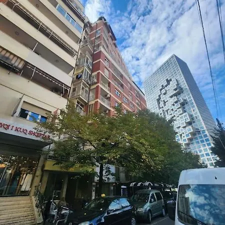 14bspeaceful Downtown Apartment